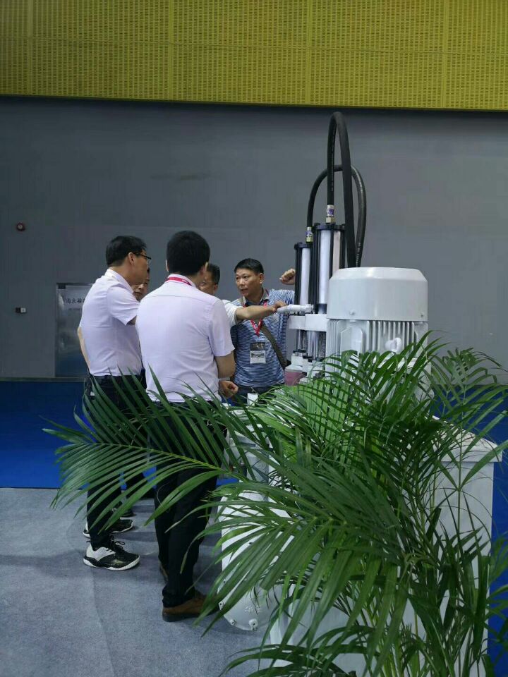 咸阳华星泵业参加2019年广州陶瓷展会3